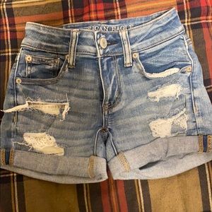 american eagle outfitters ripped jean shorts